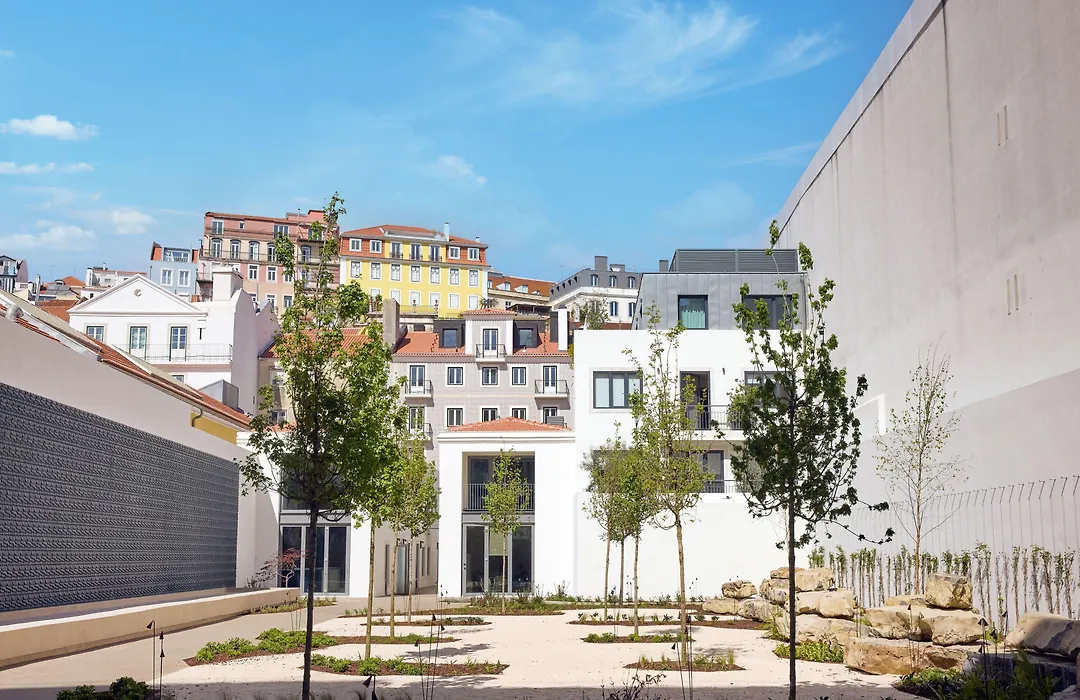 Duo Hotel Lisbon, Curio Collection By Hilton-1