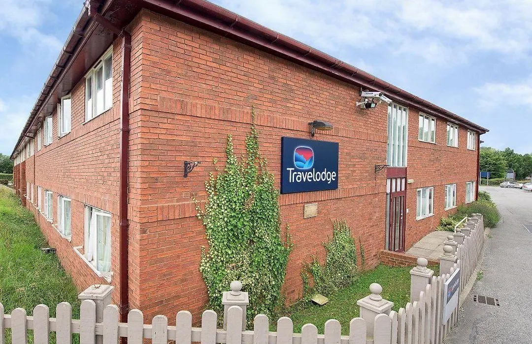 Travelodge Northampton Wootton-1