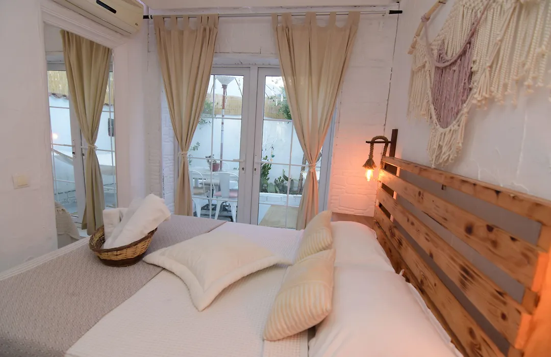 Araçatı Butik Otel-1