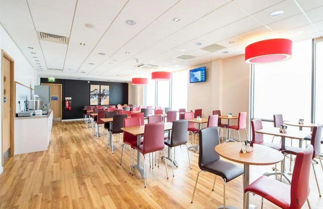 Travelodge London Greenwich High Road-1