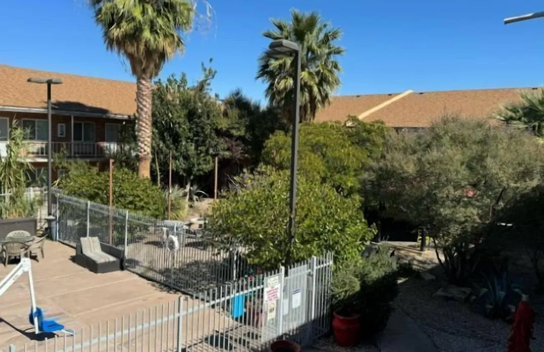 Big Chile Inn & Suites-1
