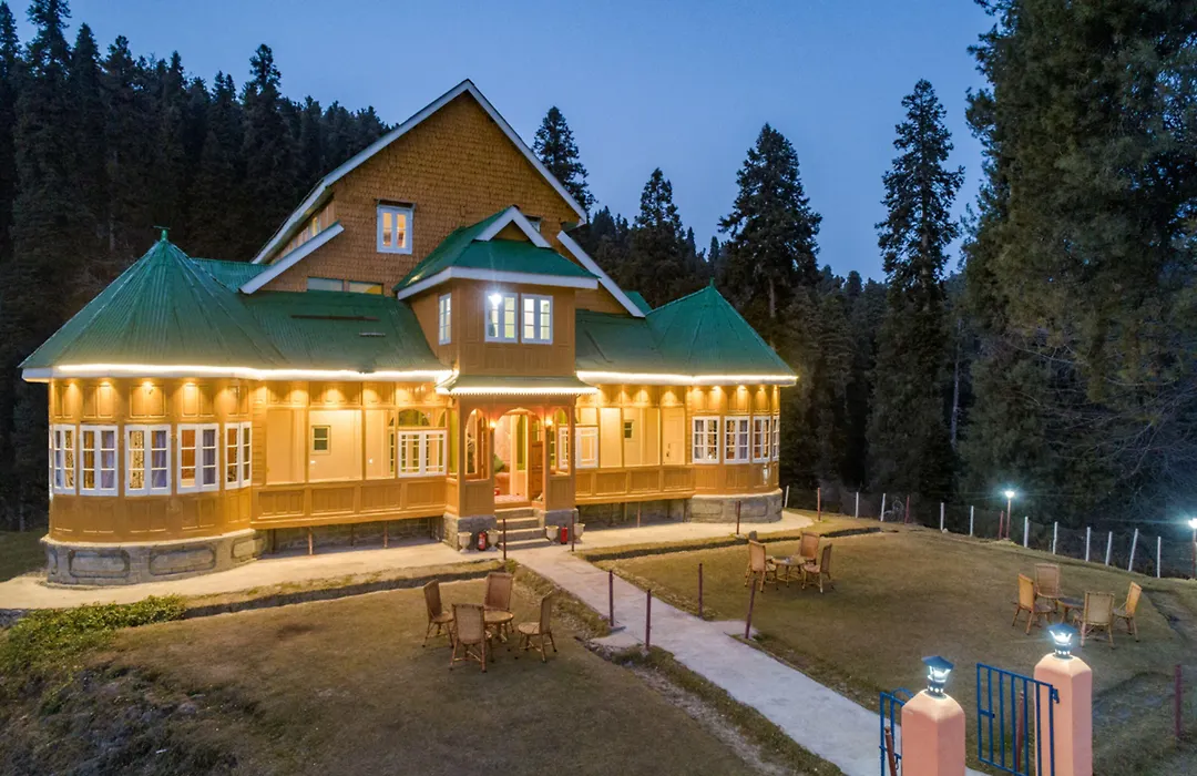 Gulmarg Ski Hill Resort-1