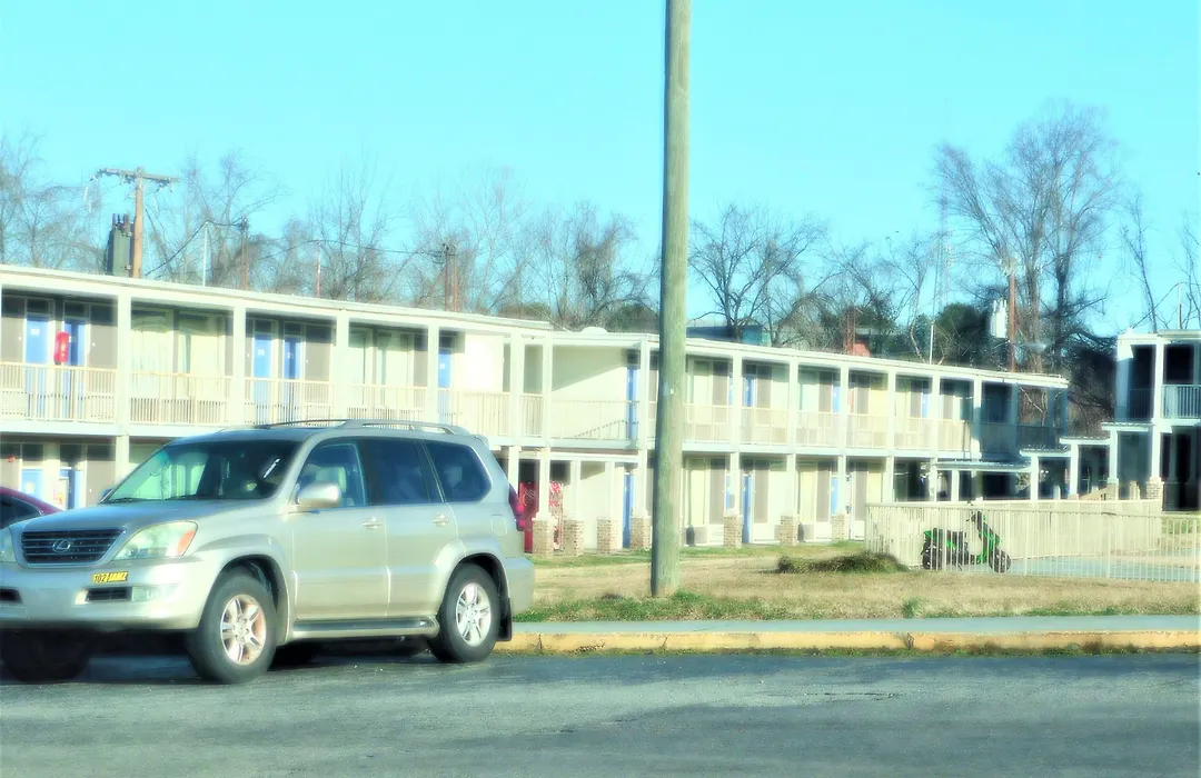 Park View Inn.-1