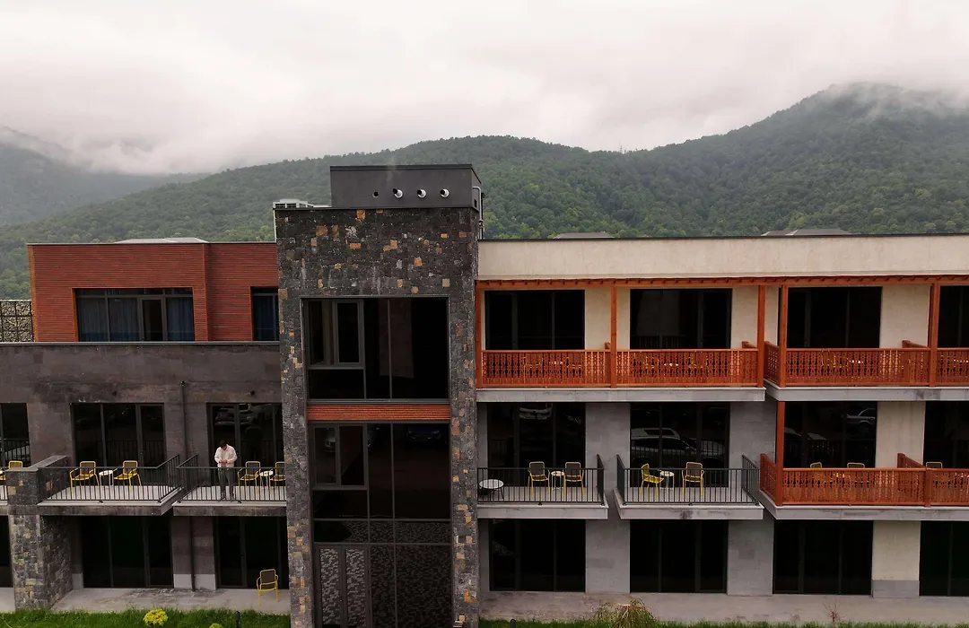 Dili Town Resort And Spa-1