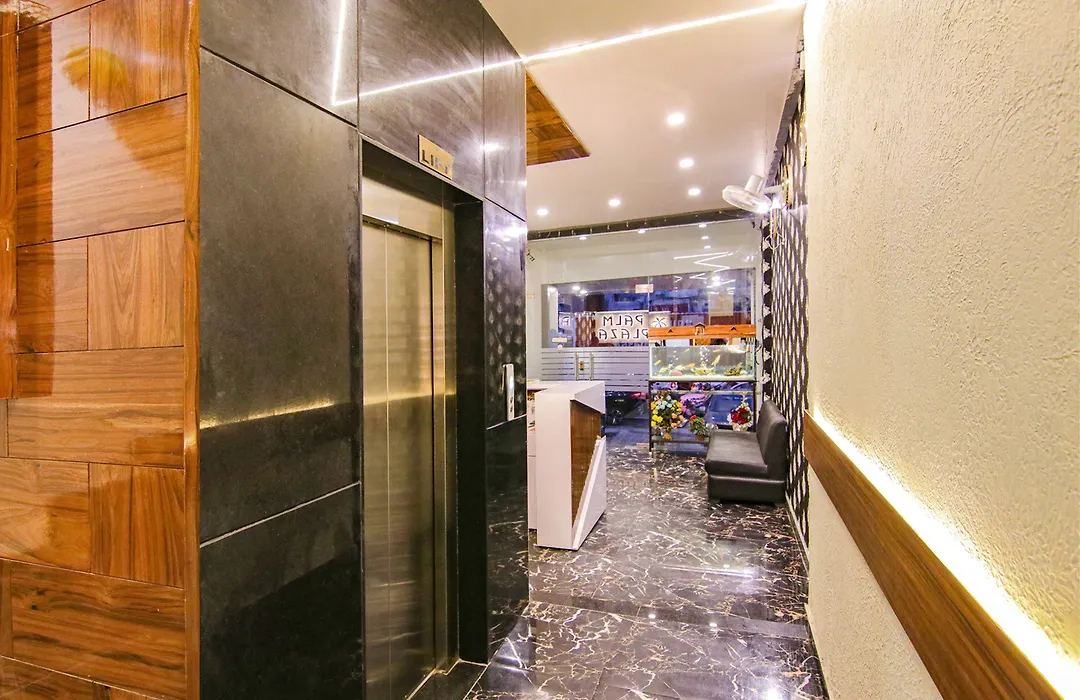 Fabhotel Palm Plaza-1