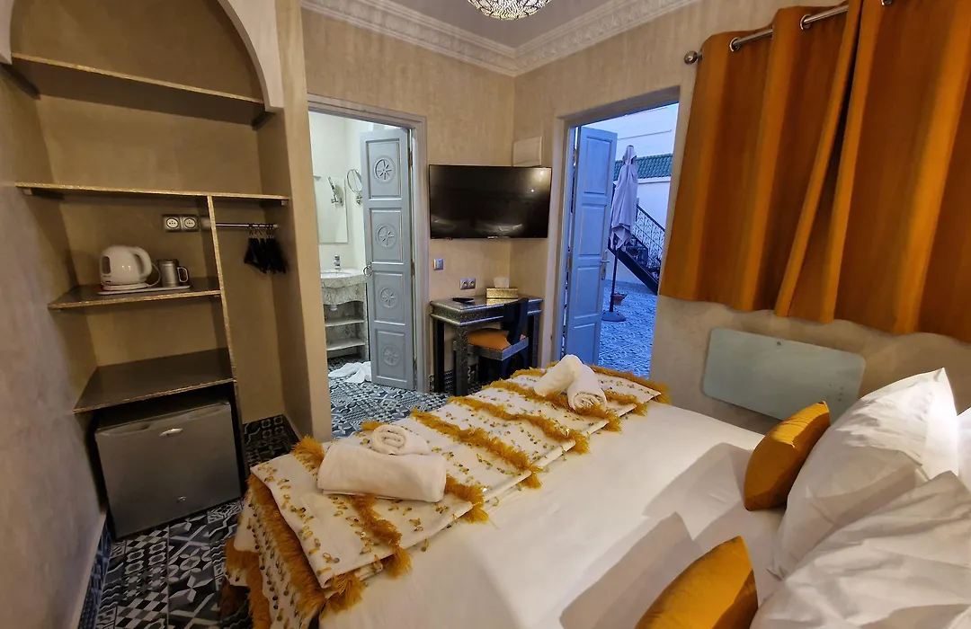 Riad Explore - Marrakech Medina Boutique Guest House-1