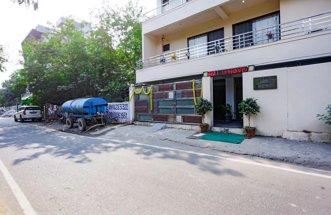 Fabhotel Novel Suites-1