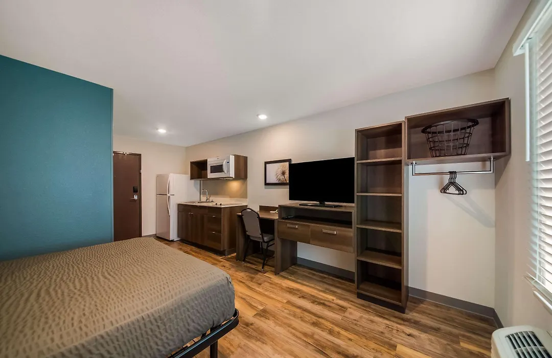 Woodspring Suites Inverness-1