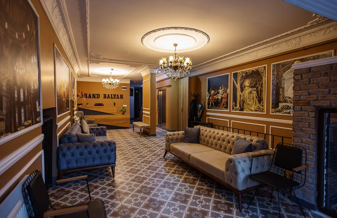 Grand Balyan Hotel & Restaurant-1