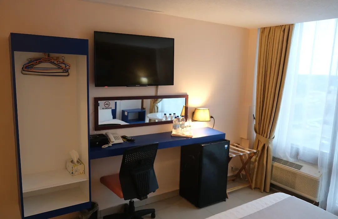 Golden Tree Hotel-1