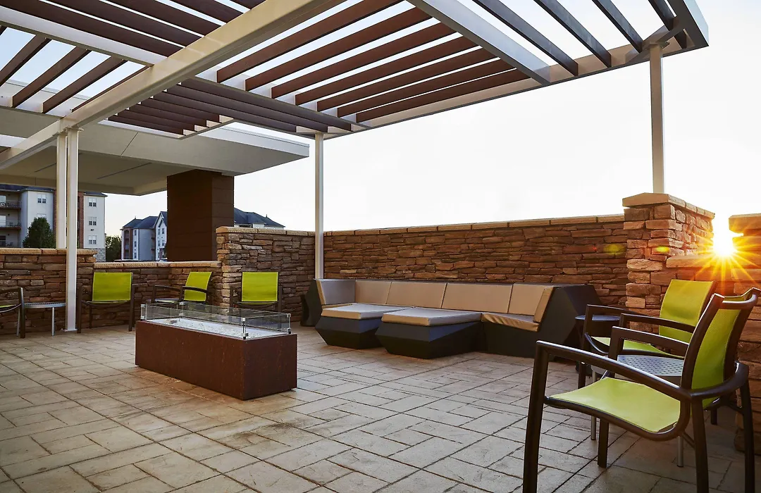 Springhill Suites By Marriott Springfield North-1