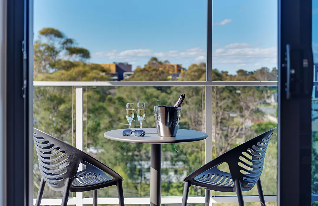 Littomore Suites Kingswood-1