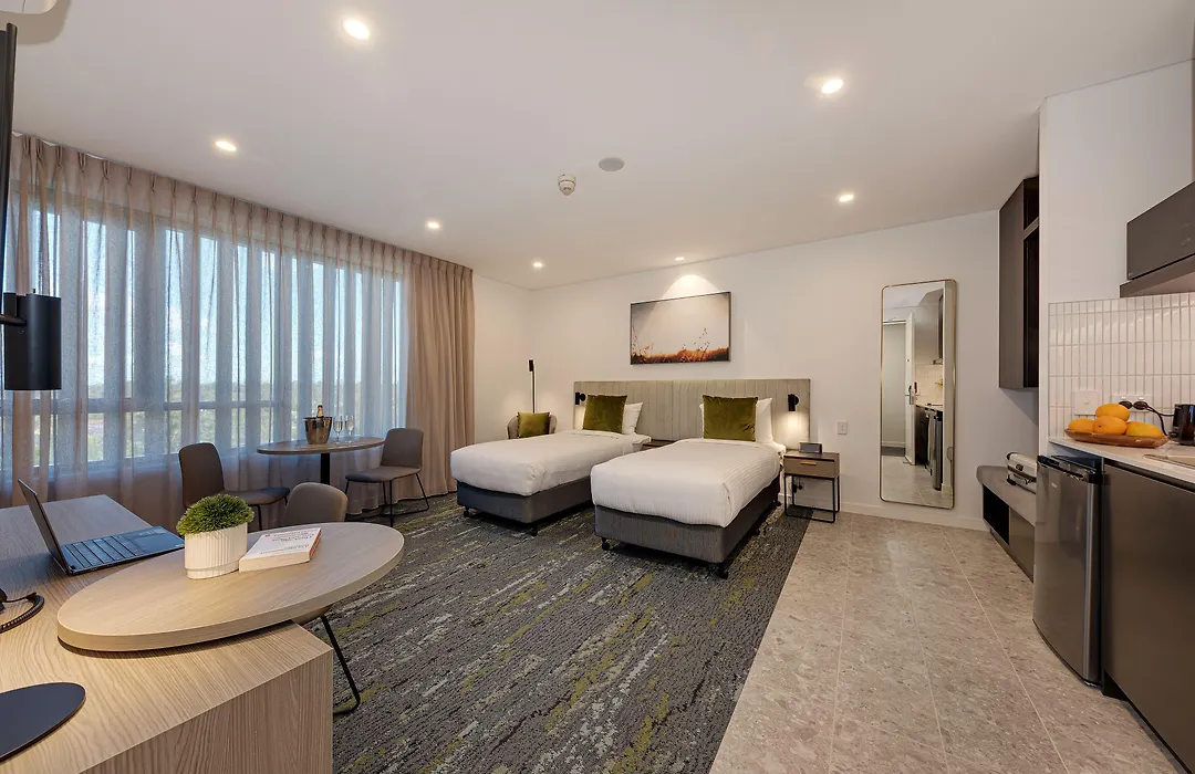 Littomore Suites Kingswood-1
