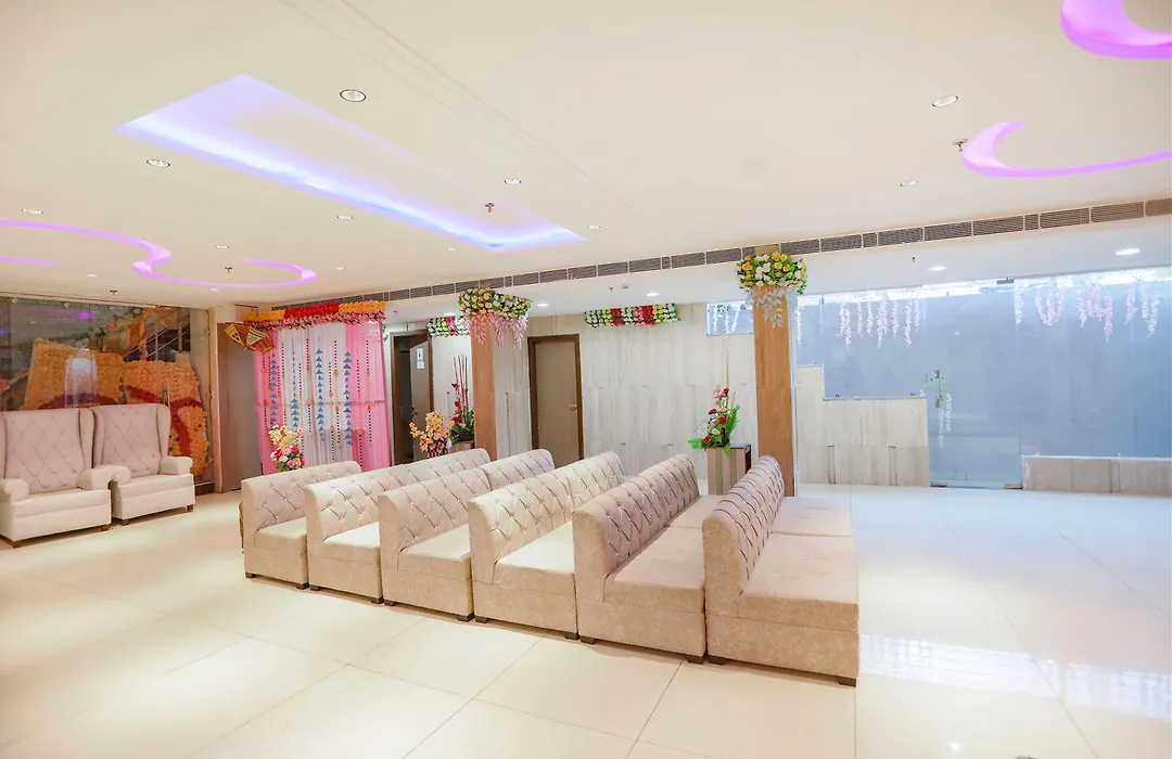 Fabhotel Indirapuram By Sbg, Near Sec 62 Noida-1