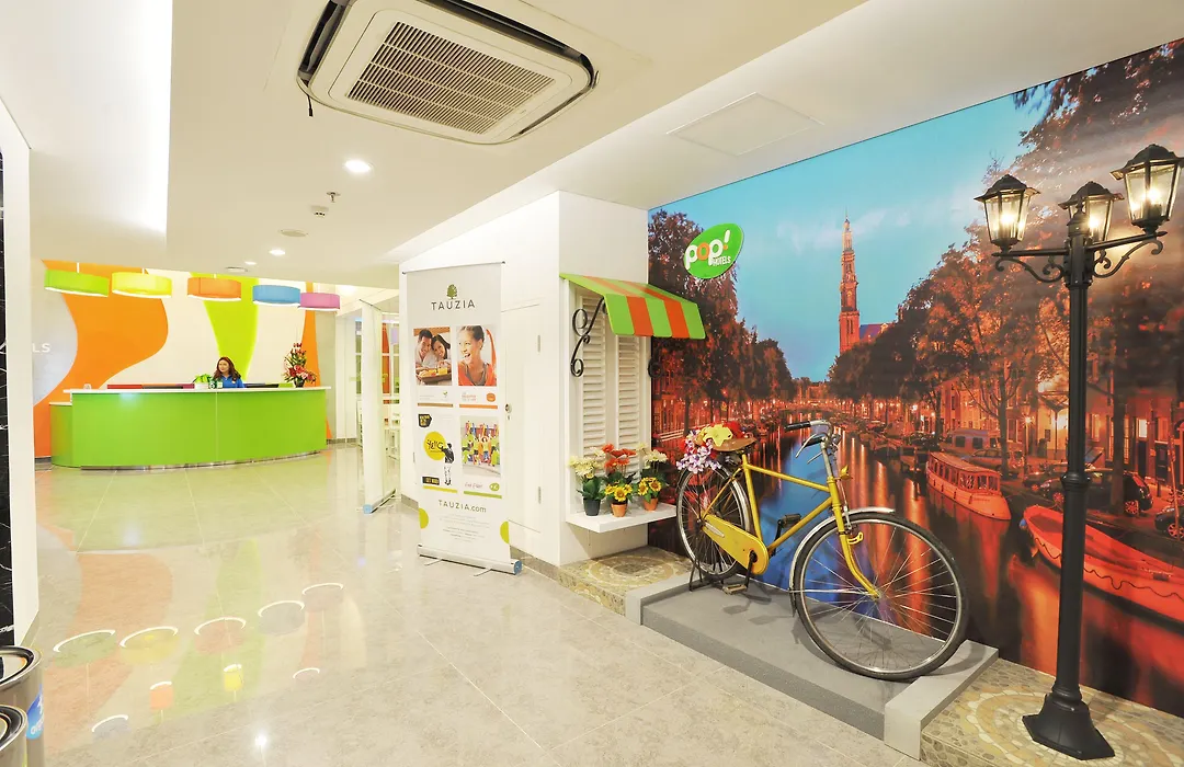 Pop! Hotel Diponegoro-1