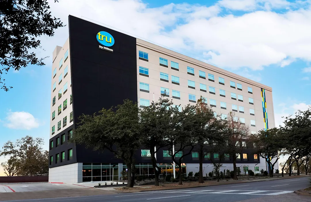 Tru By Hilton Dallas Market Center-1