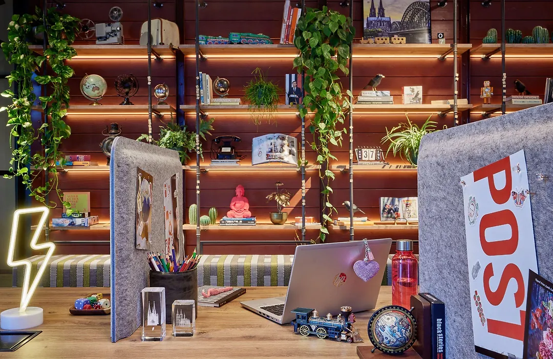 Moxy Cologne Muelheim-1