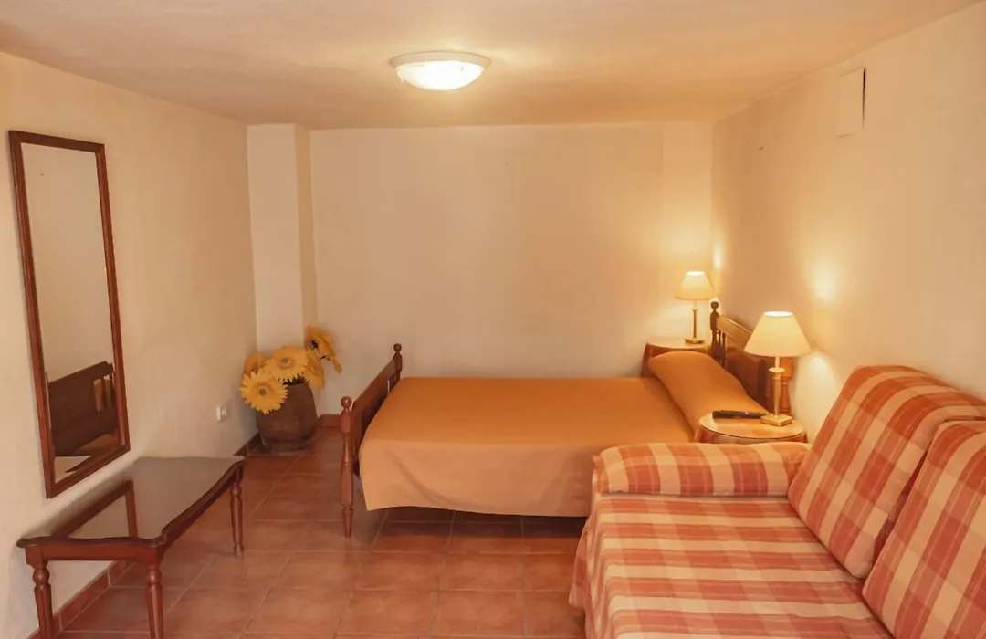 Hotel Tarbena-1