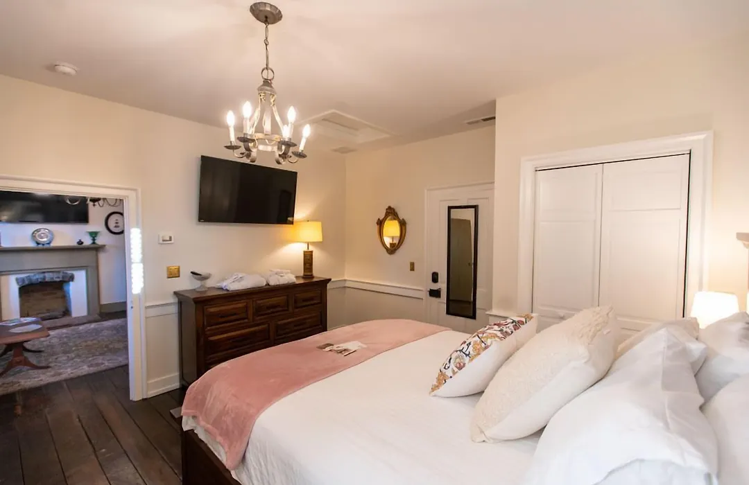Thomas Rose Inn-1