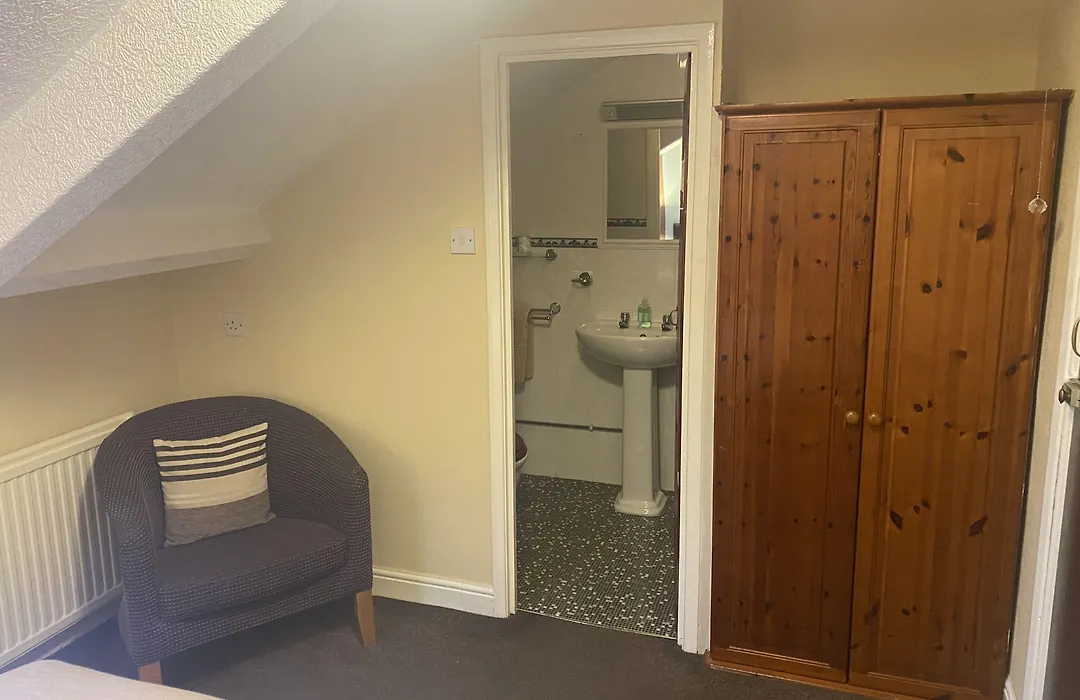 Cornerways Guest House-1