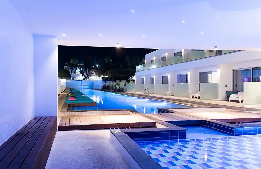 Fedrania Gardens Hotel-1