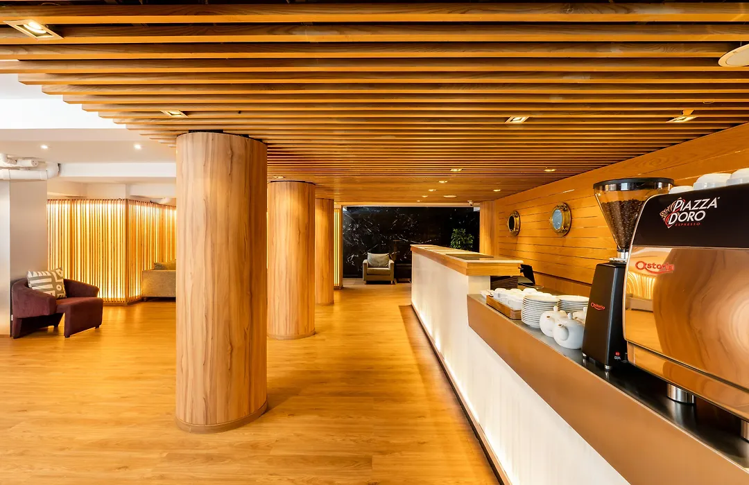 Arck Hotel-1