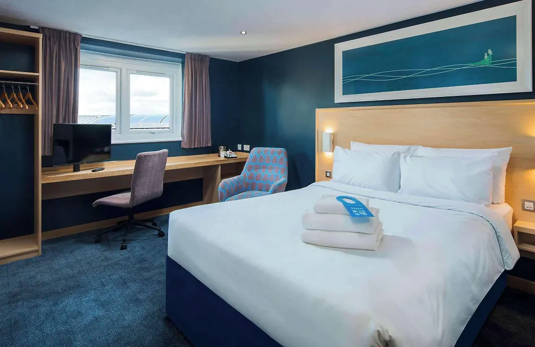 Premier Inn Ashford - Eureka Leisure Park-1