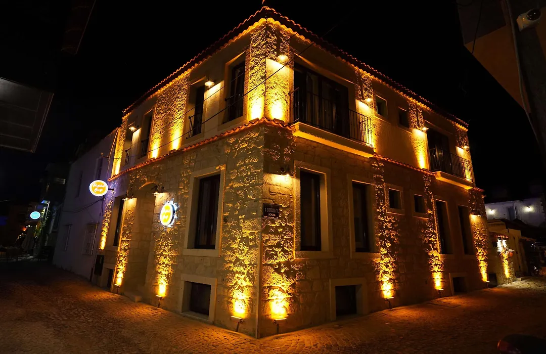 Portakal Cicegi Alacati-1