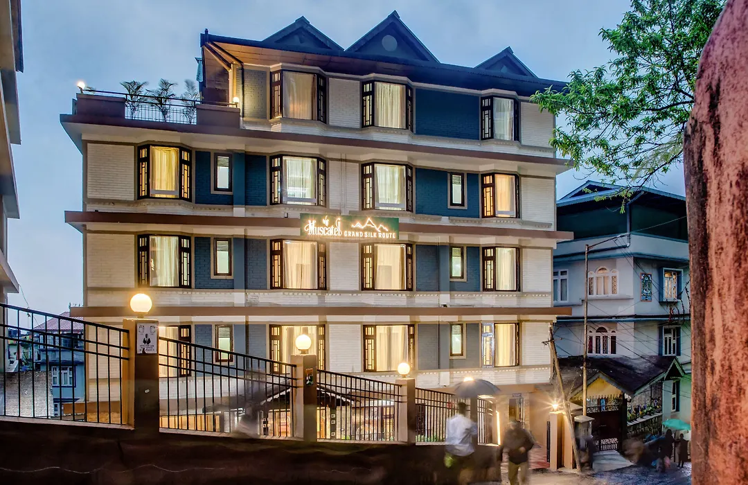 Muscatel Grand Silkroute - 300 Mts From Mg Marg-1