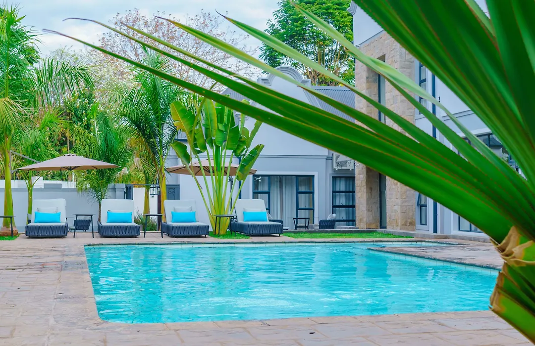 Ezulwini Villa Hotel-1