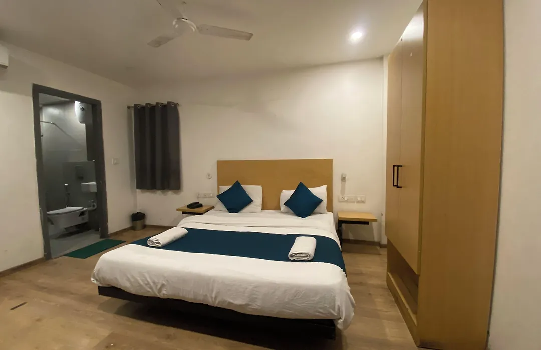Hotel White Saffron-1
