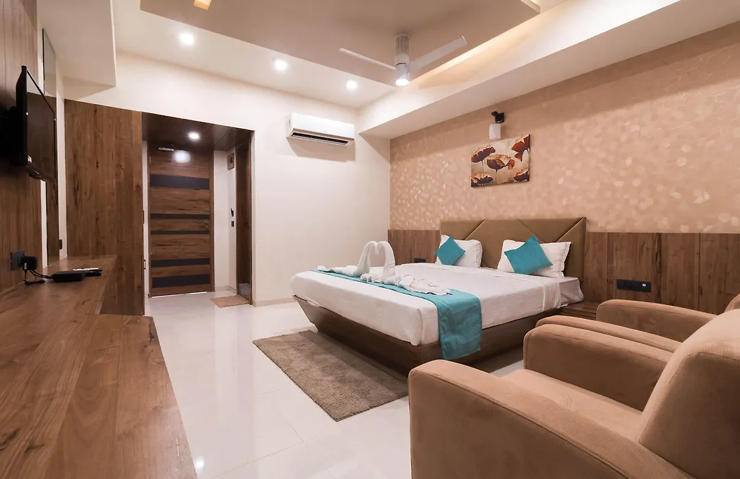 Hotel Green City-1