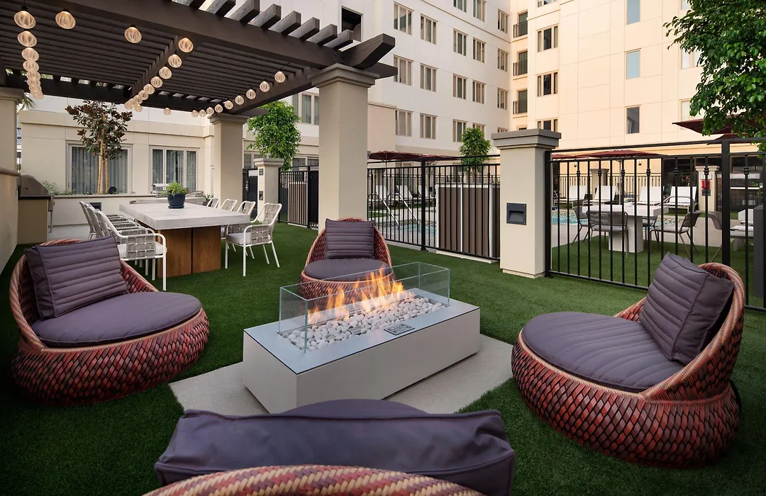 Residence Inn Los Angeles Glendale-1