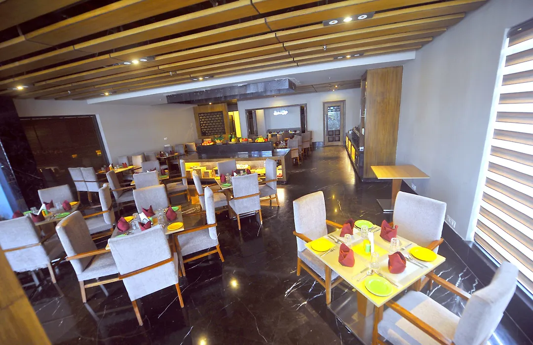 Pipul Padmaja Premium Hotel-1