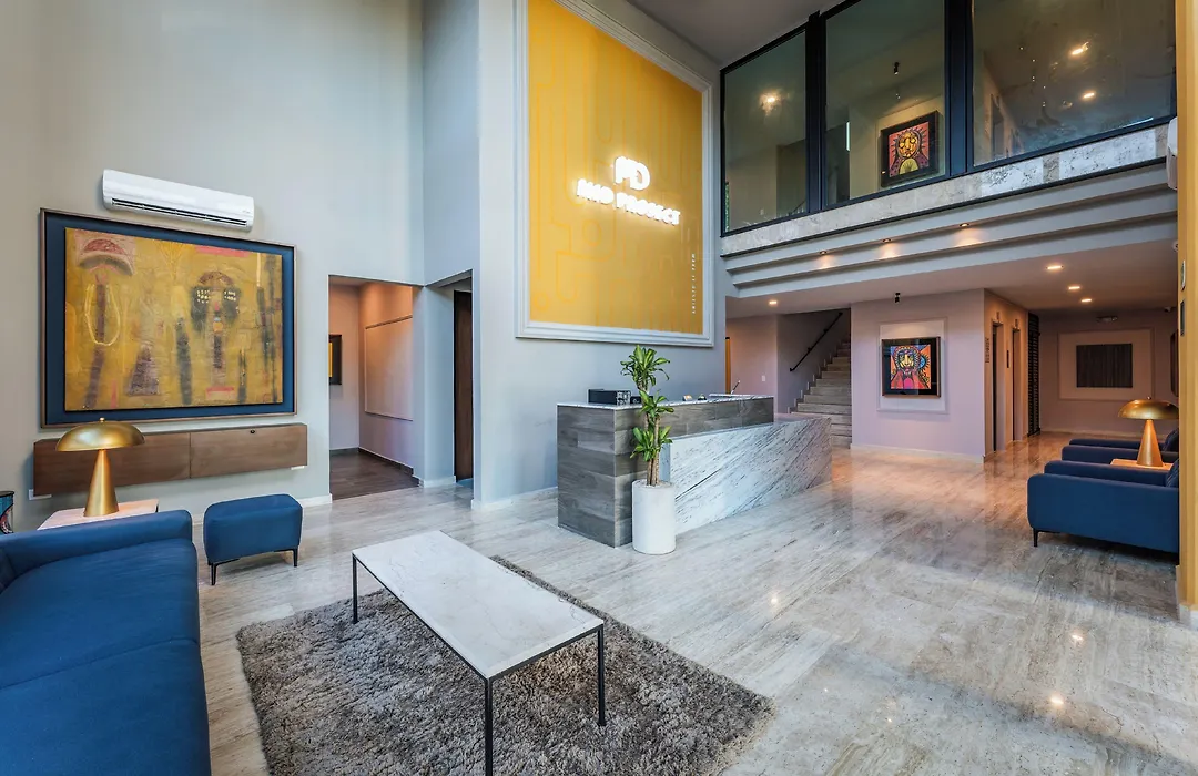 Hotel Mid Project-1