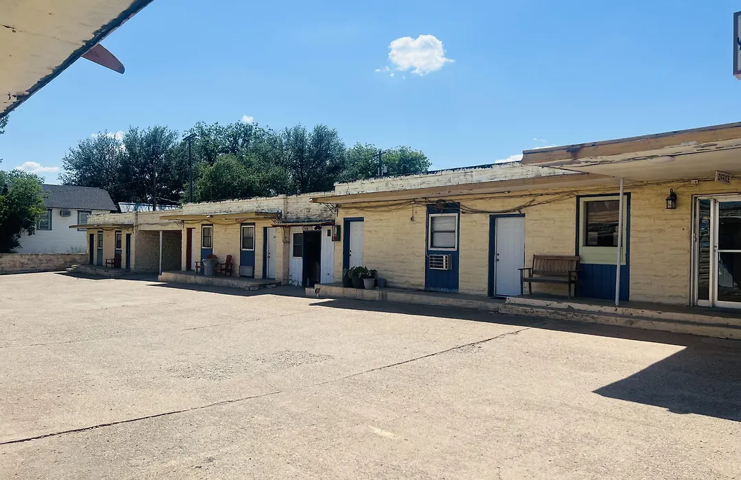 Budget Inn Ballinger-1