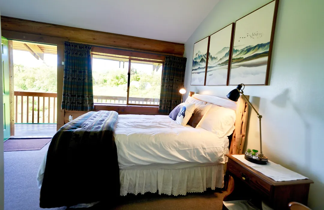 Flat Fish Lodge B&B And Event Center-1