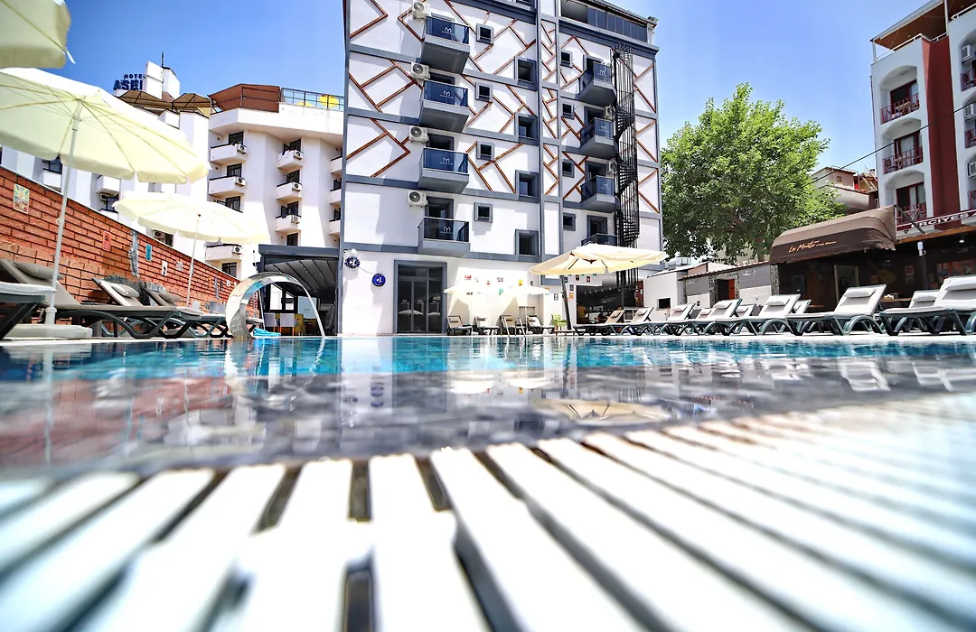 MY Beach Hotel-1