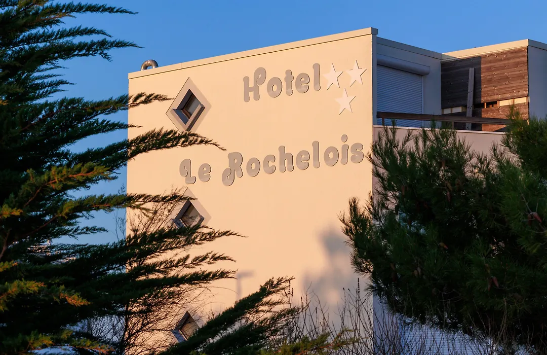 Logis Hotel Le Rochelois-1
