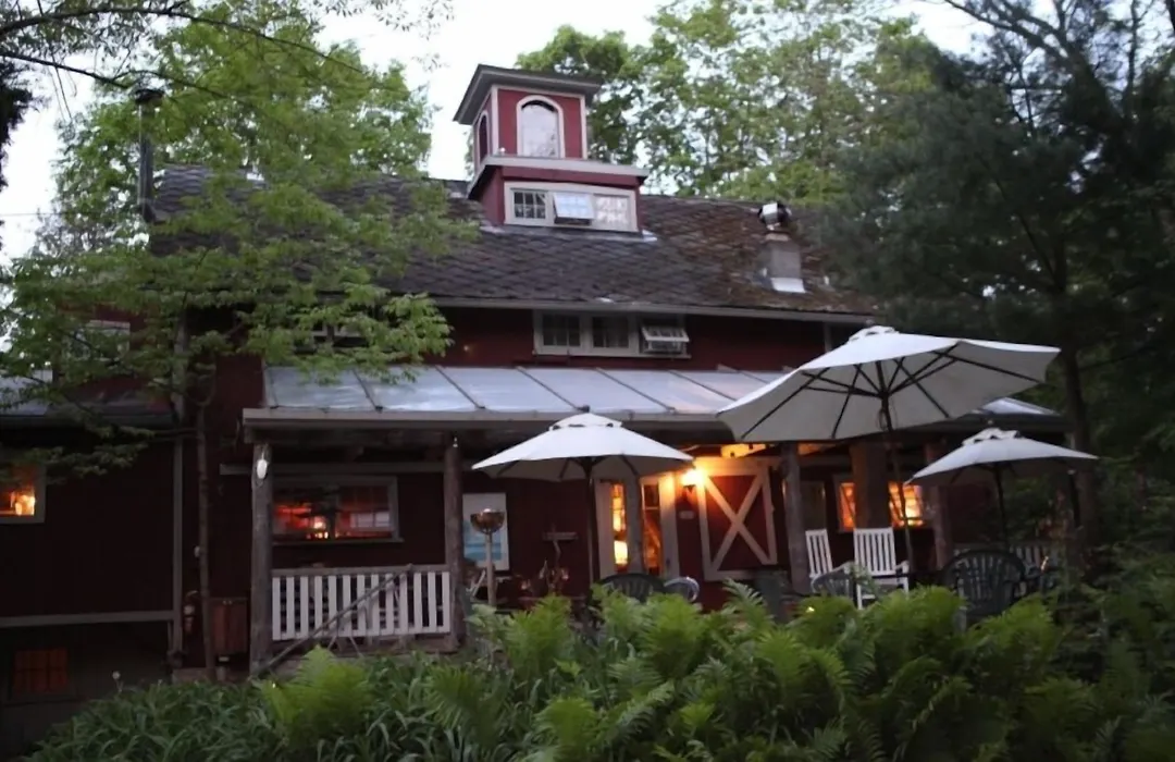 Race Brook Lodge-1