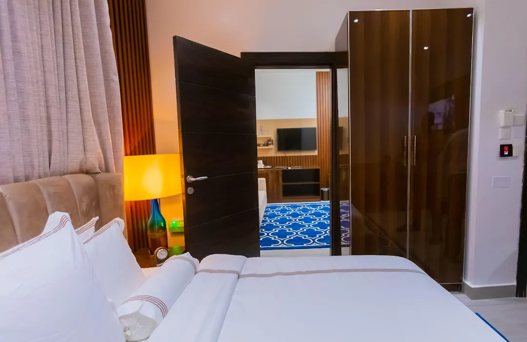Isglo Hotels Ikoyi-1