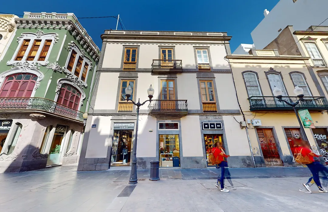 Triana Rooms EH-1