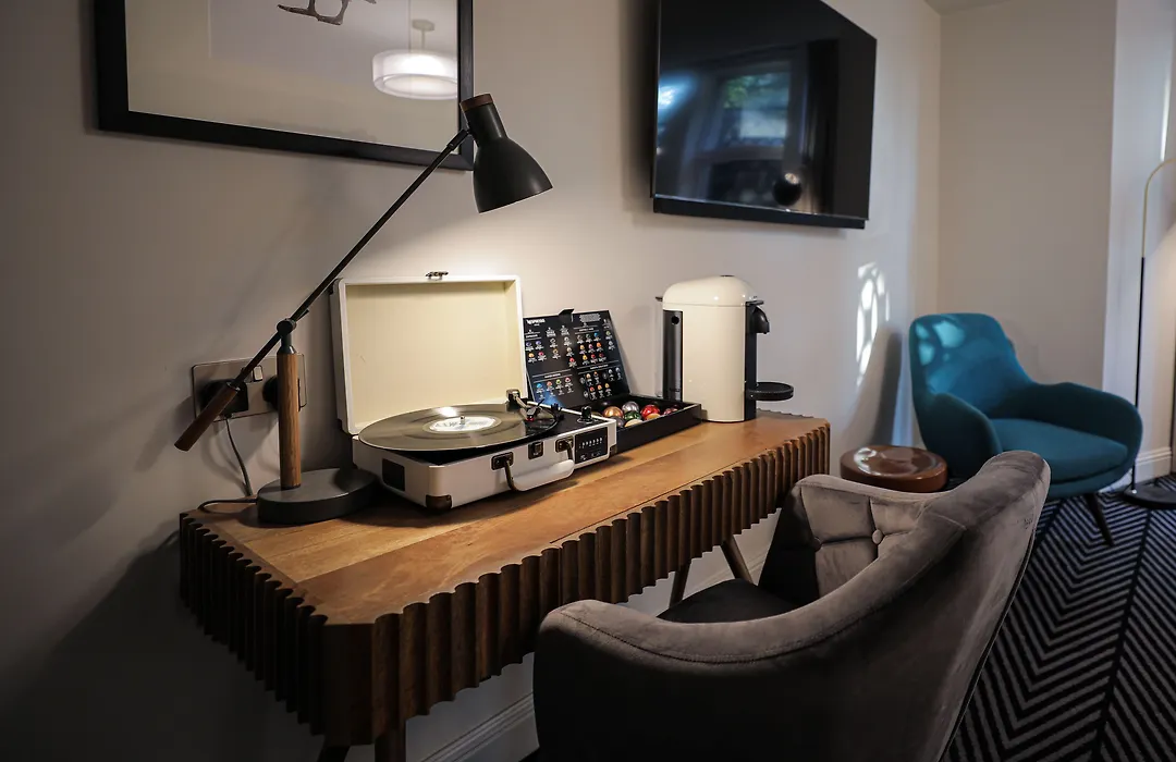 Boutique 50-1