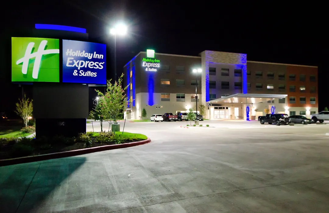 Holiday Inn Express & Suites Taylor By Ihg-1