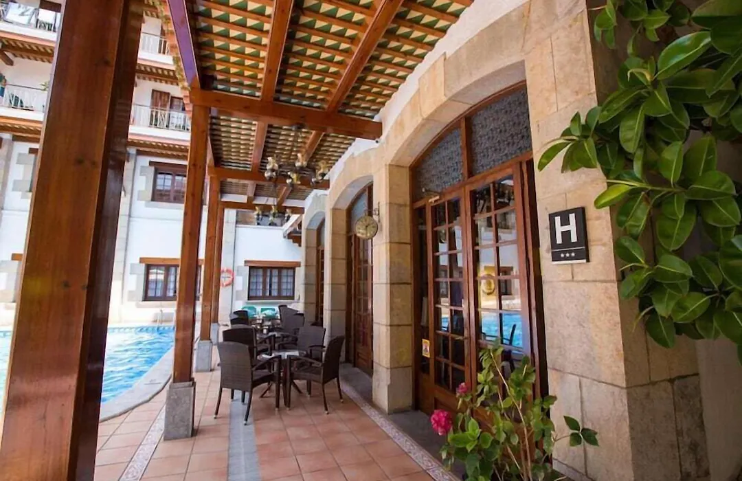 Hotel La Carolina-1