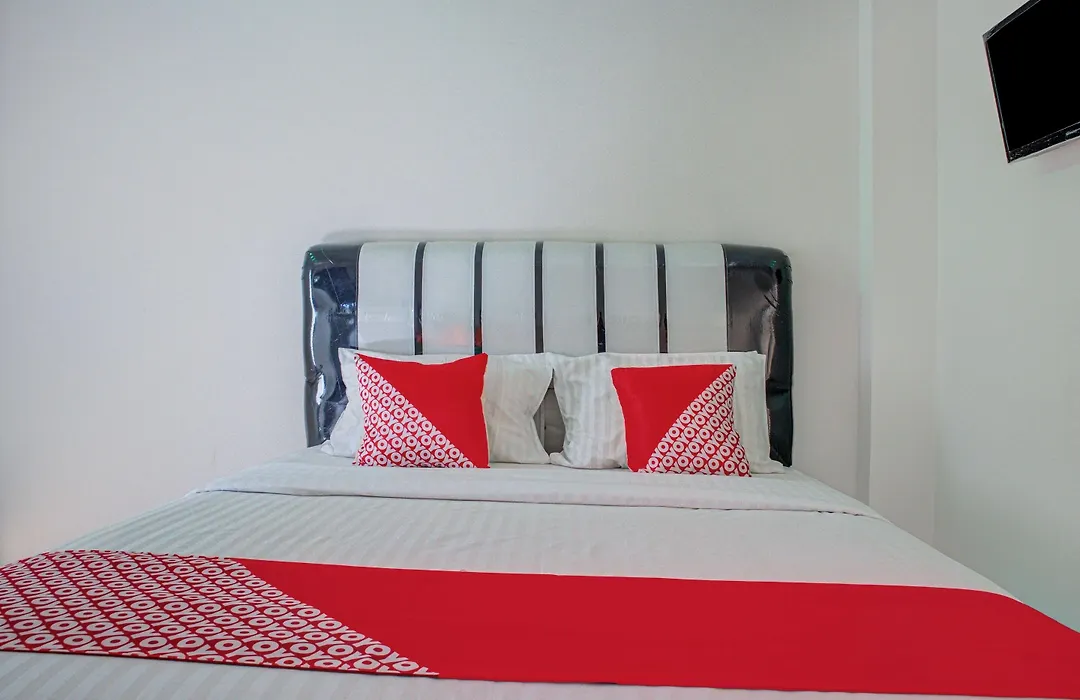 Oyo 3266 Alifah Residence Syariah-1