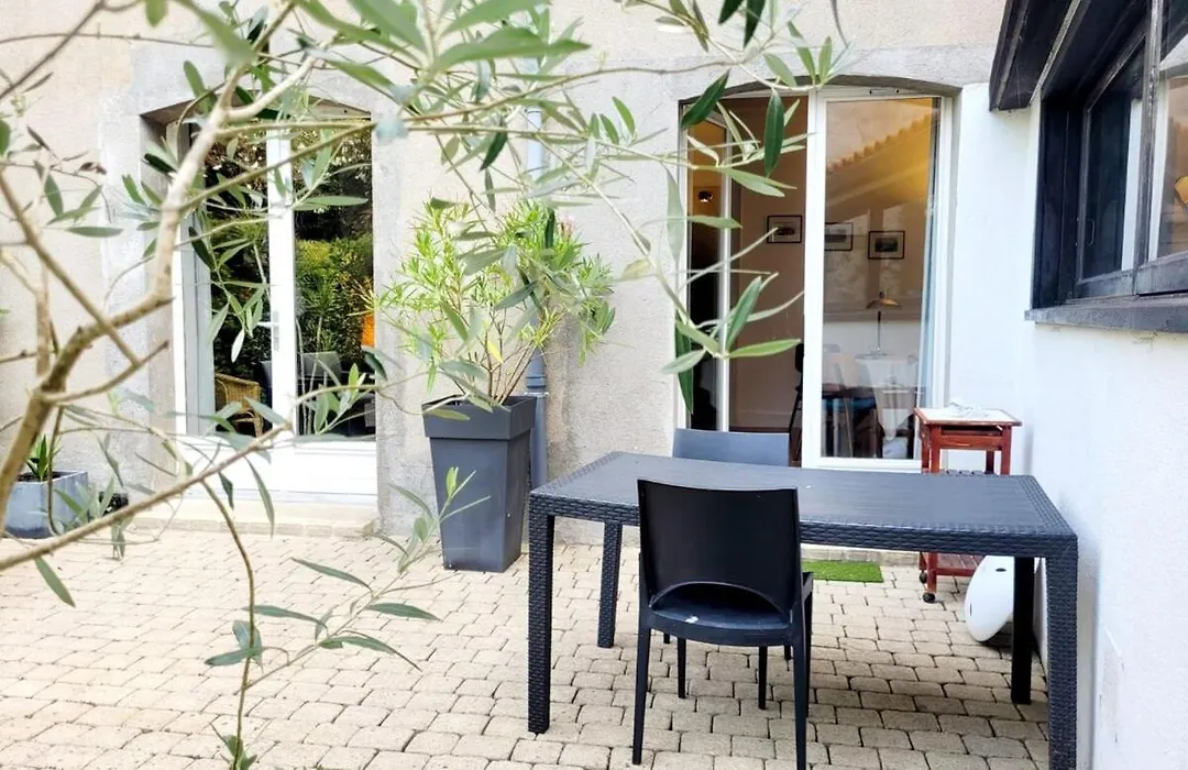 La Maison De Jade-1