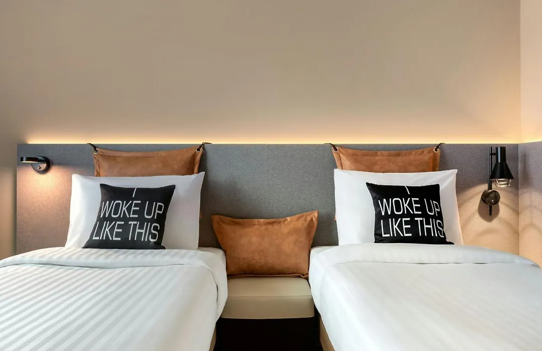 Moxy Hamburg - Finkenwerder-1