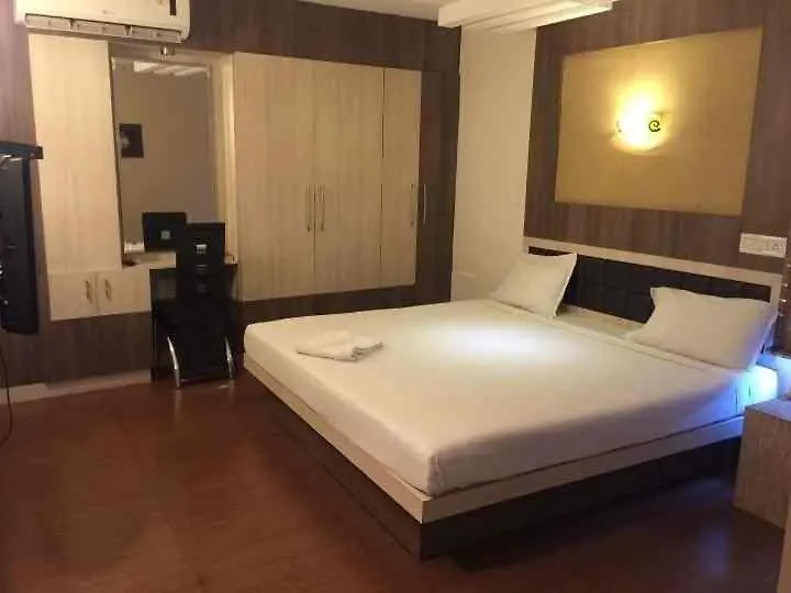 Empire The Grande Suites-1