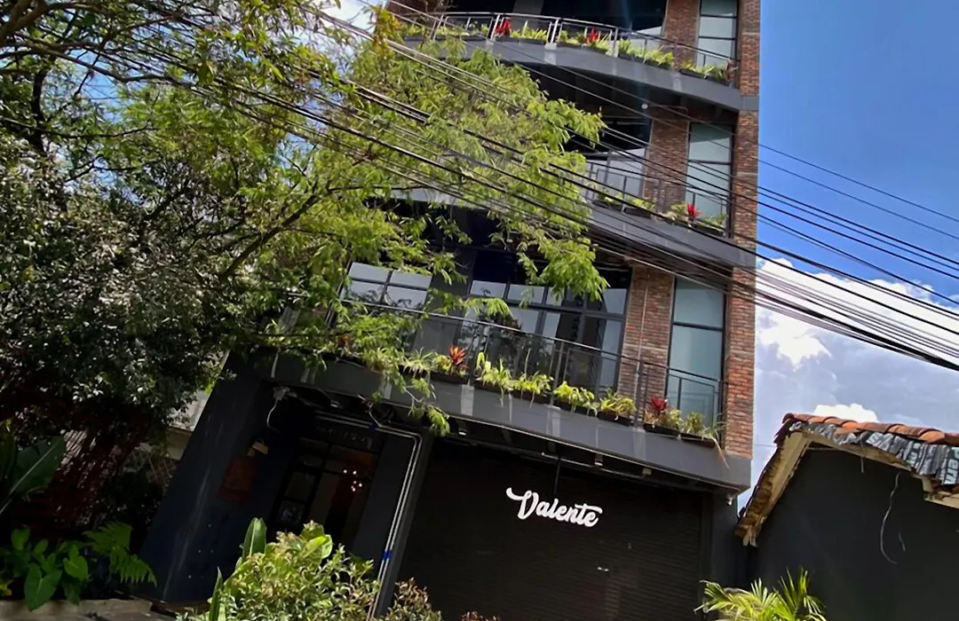 Royal Living Poblado-1